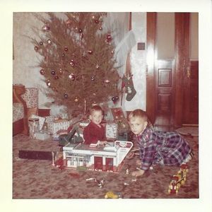 Meet your Posher, Kenneth